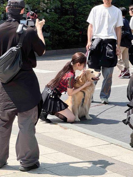 韓国で撮影中の、元ILLITのヨンソ